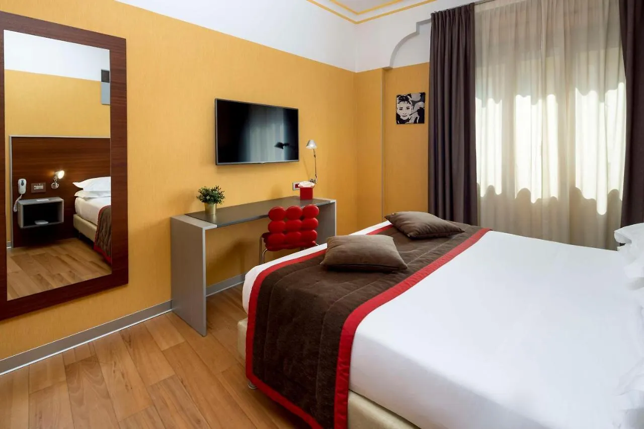 Best Western Plus City Hotel Génova 4*,  Itália