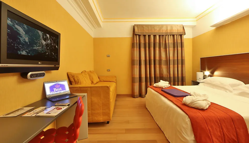Best Western Plus City Hotel Génova