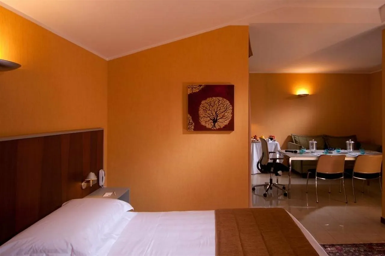 Best Western Plus City Hotel Génova
