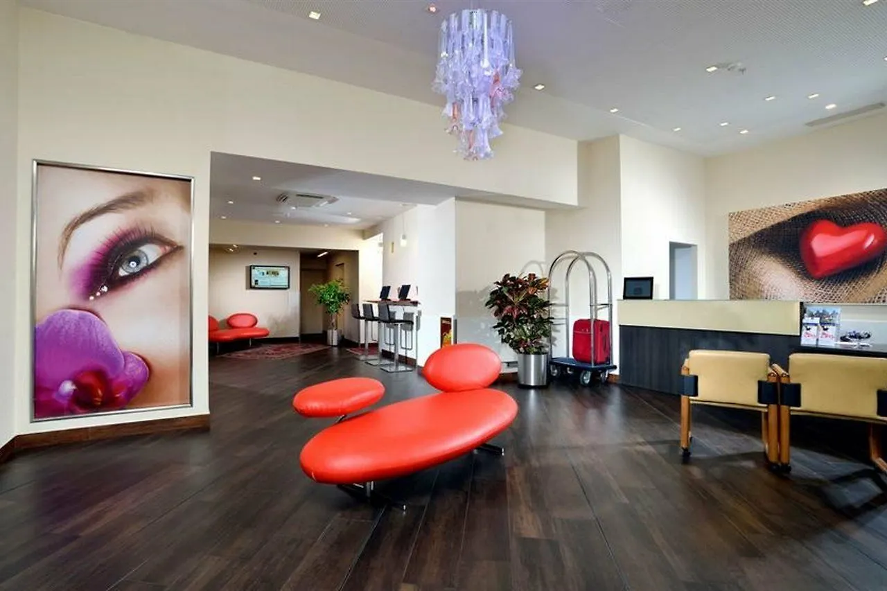 Best Western Plus City Hotel Genoa